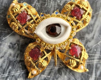 The Royal Butterfly Wink - Lovely vintage brooch. Striking mixed media art pin. Goldtone statement piece. Unique gift.