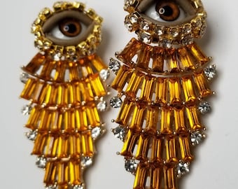 Great Golden Winks -  Dazzling goldtone eyeball earrings available alone or with victorian style specimen box.  Pls see note in description.