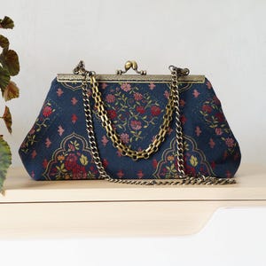 Dark Blue Floral Kisslock Bag,Handclutch Kisslock Bag, Medium Handbag, Vintage Evening Bag,Gift for her