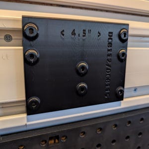 Gladiator Geartrack Slatwall-adaptrar för Milwaukee, Ryobi, Dewalt, Ridgid eller Ego batteriladdare DCB112/ DCB115