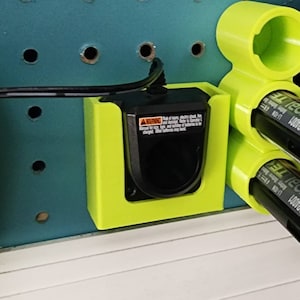 3D Printed Battery Charger Mount for Ryobi Tek4 4V Charger