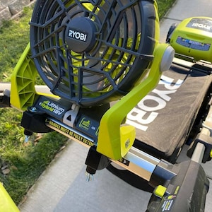 P3320 18V ハイブリッドファンホルダー、Ryobi 40V 芝刈り機用