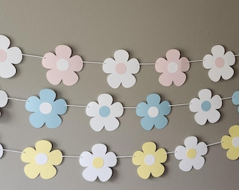 Paper Daisy Garland (Multiple Color & Length options!)