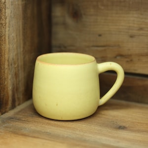 Mod yellow mug