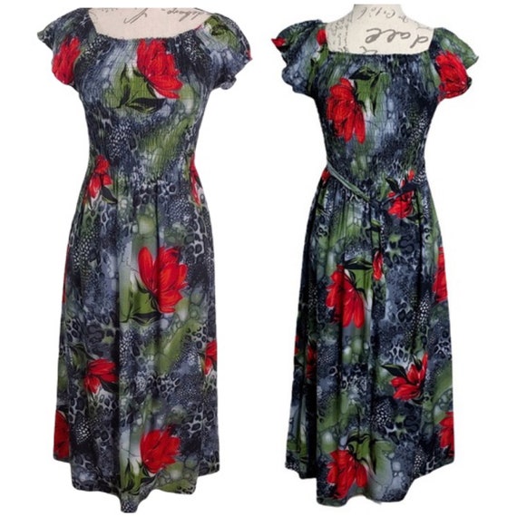 Vintage 1990s Red Roses Print Smocked Dress