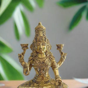 Auspicious Laxmi idol - Indian Goddess Laxmi