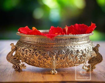 Duitse zilveren urlikom: handgegraveerd pauwontwerp, diwali-decor