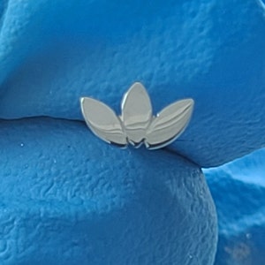 18g Titanium Threadless Marquis Fan Stud High Polish Silver Finish *Choose Anodized Finish & Post Length*