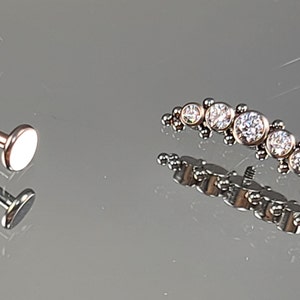 16g (1.2mm) High Polish Titanium 5-Gem CZ Crescent Top w/Accent Beads Internal Thread Flatback Labret *Choose Length & Finish*
