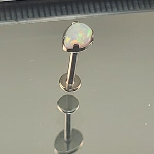 18g (1.0) Titanium Threadless 5mm White Synthetic Opal Oval Setting Top *Choose Post Length* *Choose Anodized Finish*