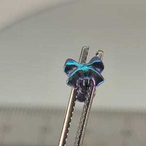16g Bow Stud Ribbon Piercing Internal Thread Flatback Titanium Stud *Choose Anodized Finish and Post Length* (Iridescent Teal Grn in Photos)