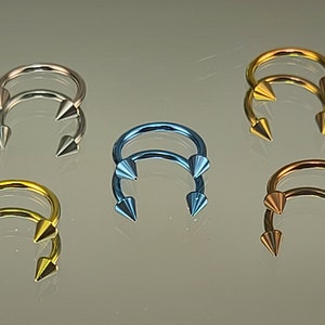 16g (1.2mm) Internally Threaded Spike Horseshoe Septum Ring *Choose Diameter & Choose Anodized Finish*