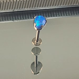 18g (1.0) Titanium Threadless 5mm Blue Synthetic Opal Oval Setting Top *Choose Post Length* *Choose Anodized Finish*