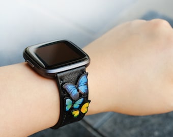 Cinturino Fitbit in pelle fatto a mano con dettagli a farfalla