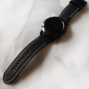 Garmin Fenix 8, Fenix 7, Fenix 6x, Forerunner 935, Approach S60, Fenix 3, Descent MK1,D2 Bravo,Quatix 3,Quatix 5,Quatix6 Leather Soft Strap