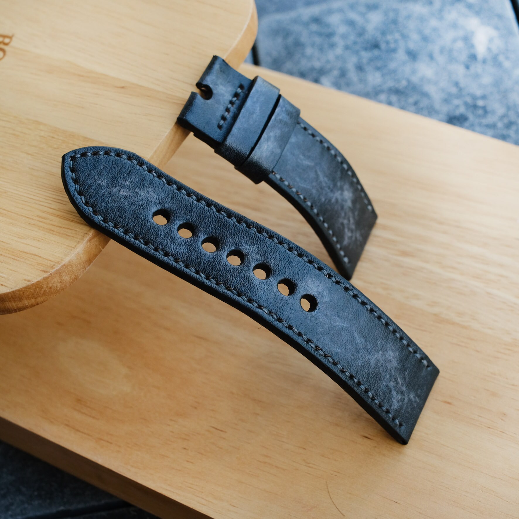 versa and charge 3