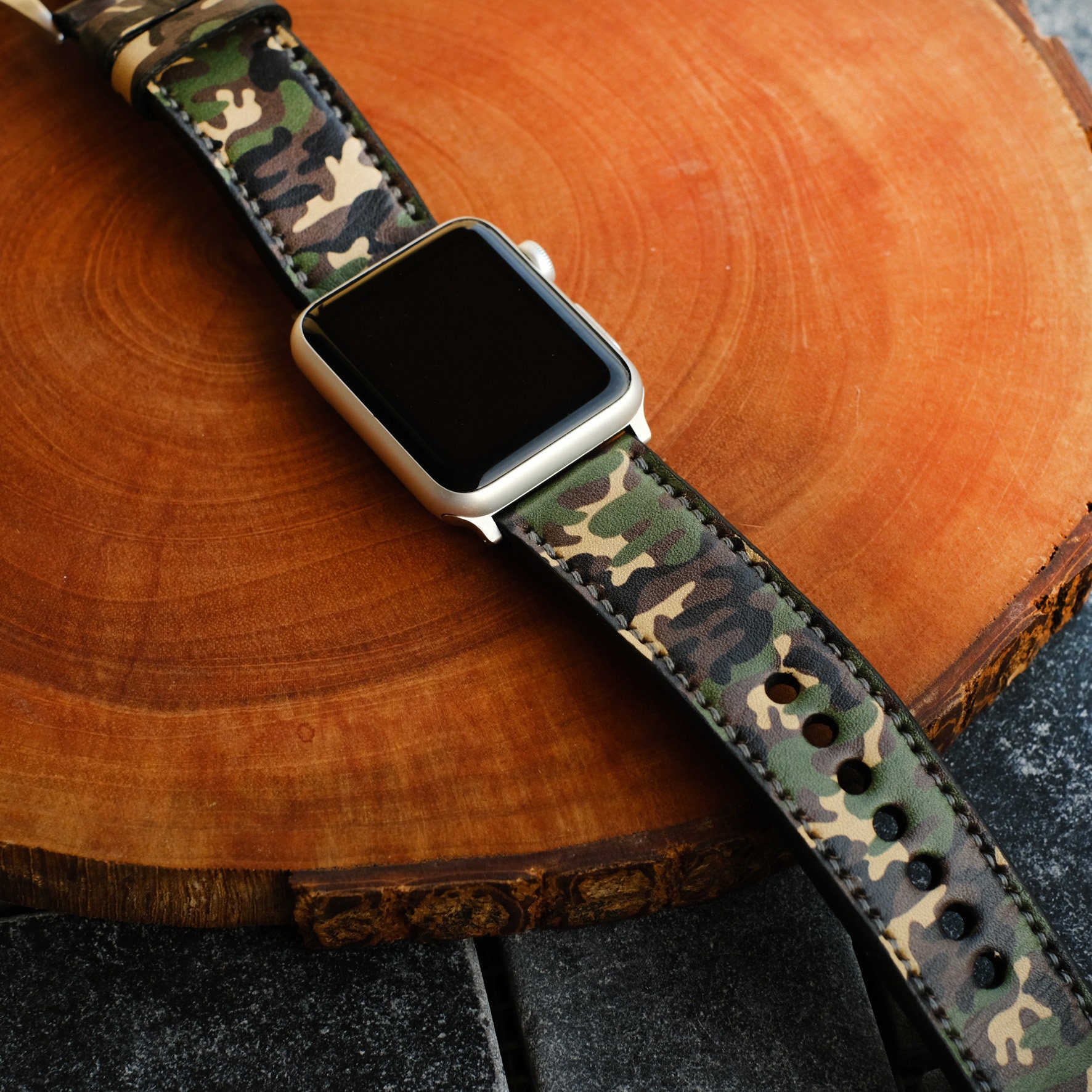 Camo Soft Silicone Strap Band for Apple Watch 42mm | 44mm | 45mm | Ultra 49mm / Red Brown