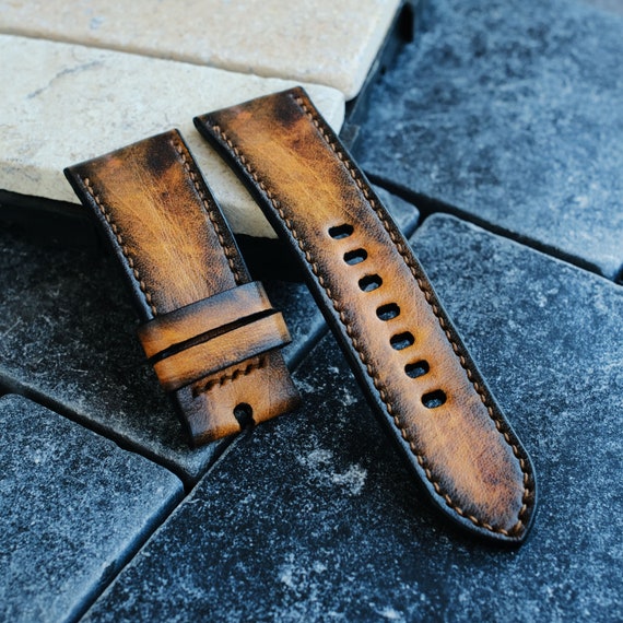 Suunto traverse leather strap sale