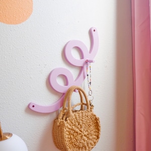 Curly Wall Hook Squiggle image 1