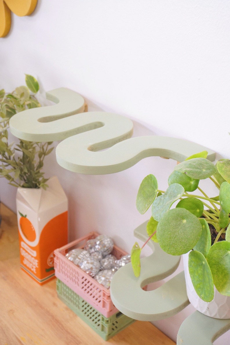 The Curious Shelf | Wavy, Squiggle