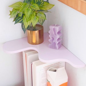 Curvy Corner Shelf | Wavy, Squiggle