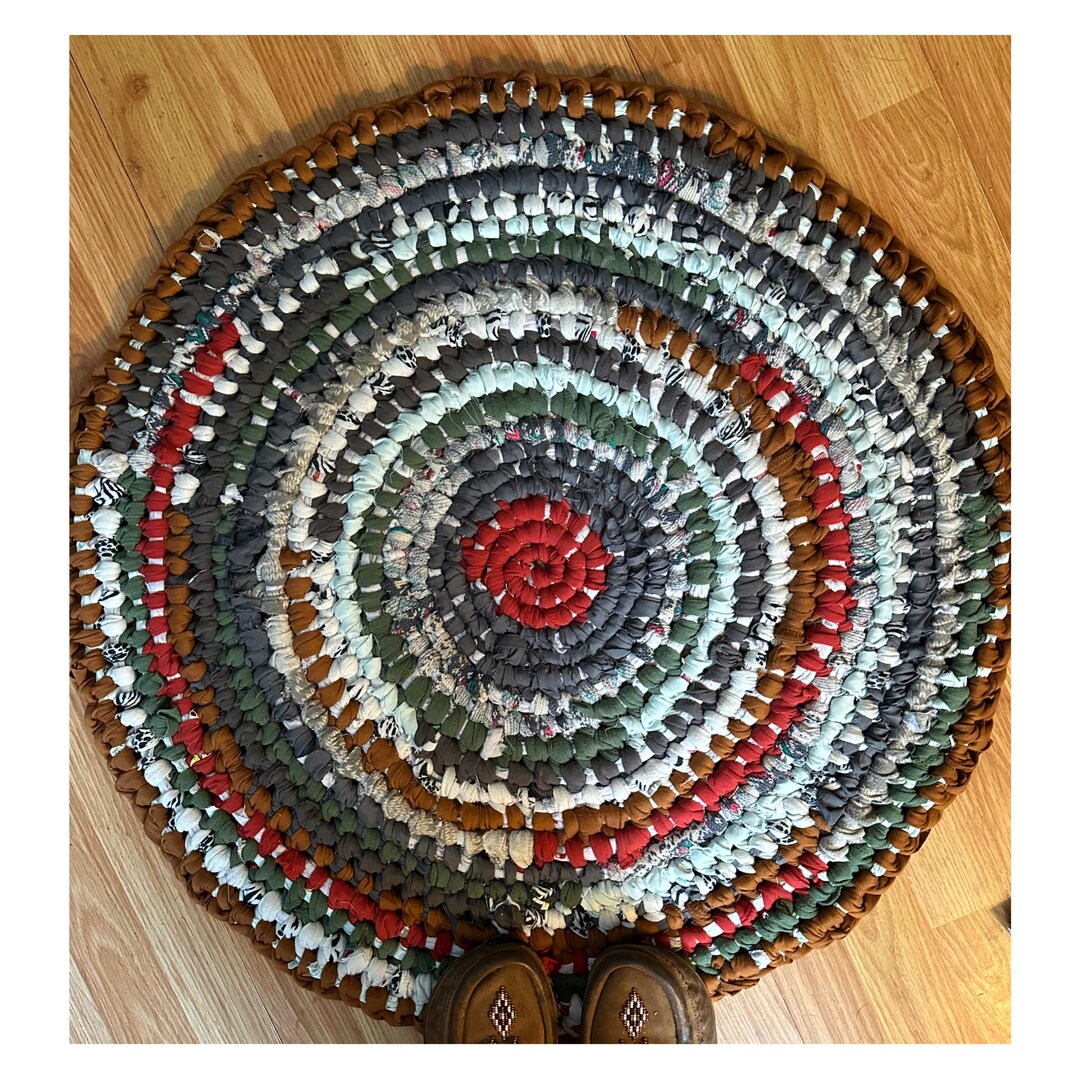Amish Knot Rug| Rag Rug| Upcycled Materials| Amish Knot Rug| Accent Rug ...