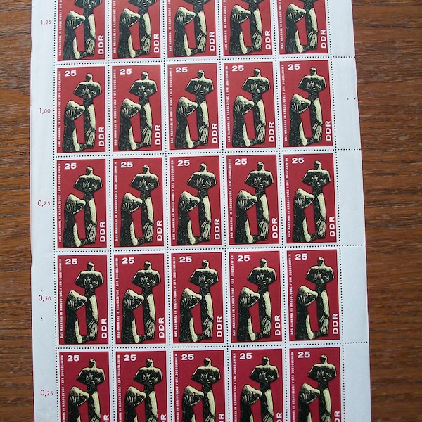 Vollständige Blätter (25 Briefmarken, stamps), 1967, DDR, Mahnmal, MHN