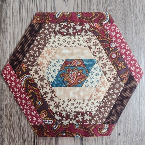 ITH quilt block HEXAGON paper piece 4x4 5x7 and 8x8 mug rug log cabin Embroidery ITH Design