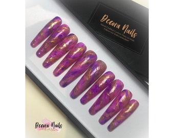 Hand Crafted Custom Press On Nails By Decora Nails Von Decoranails