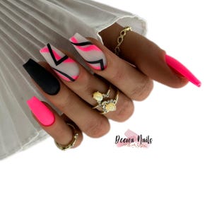 Handmade Abstract Press On Nails: Neon Y2K Party False Nails