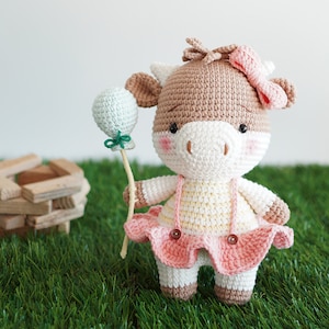 Happy cow pink crochet pattern/ Amigurumi pattern