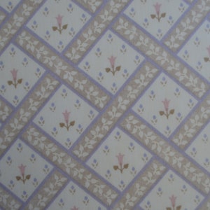 VINTAGE COTTON CHINTZ / Pastel Lavender, Pink and Beige/ Cottage core, Grandmillennial, Shabby Chic, English Cottage, Granny Core
