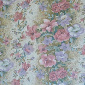 26 yards available /Vintage FLORAL COTTON CHINTZ / Roses / Curtain Weight / Cottage Core Granny Core Grandmillennial