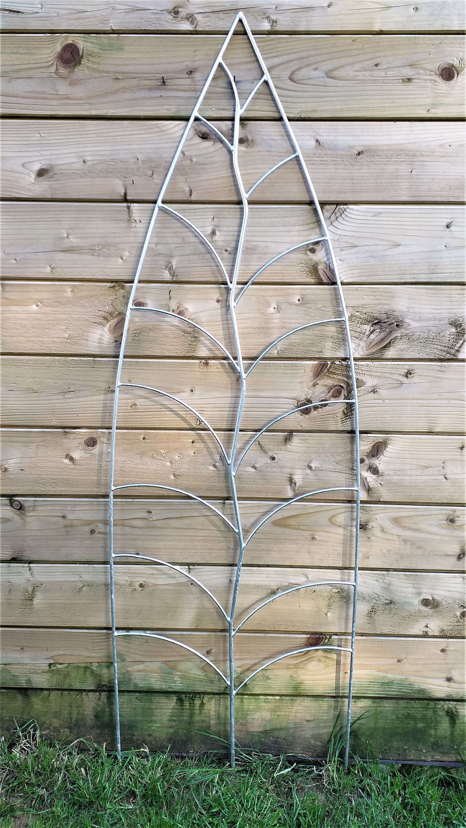Trellis Leaf Shape Galvanised Metal Leaf Trellis Plant Etsy UK