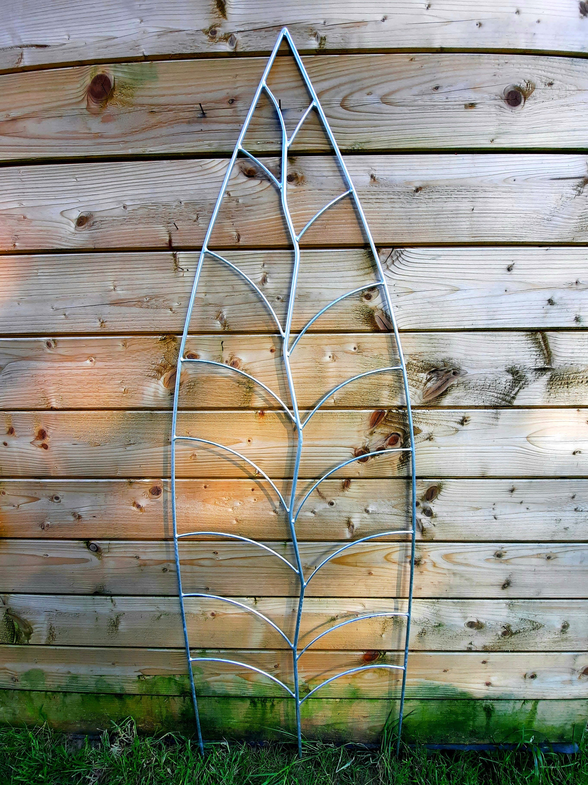 Trellis Leaf Shape, Galvanised, Metal Leaf Trellis, Plant Support, Metal Trellis, Garden Planters, Grey Garden Decoration, Garden Gift