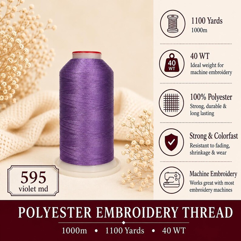 K&ouml;nnte beinhalten: Eine Spule violettes Polyester-Stickgarn mit der Aufschrift 595 violet md. Die Spule enth&auml;lt 1100 Yards beziehungsweise 1000m Garn der St&auml;rke 40 WT. Das Produkt besteht aus 100% Polyester, ist farbecht und f&uuml;r Maschinenstickerei geeignet.
