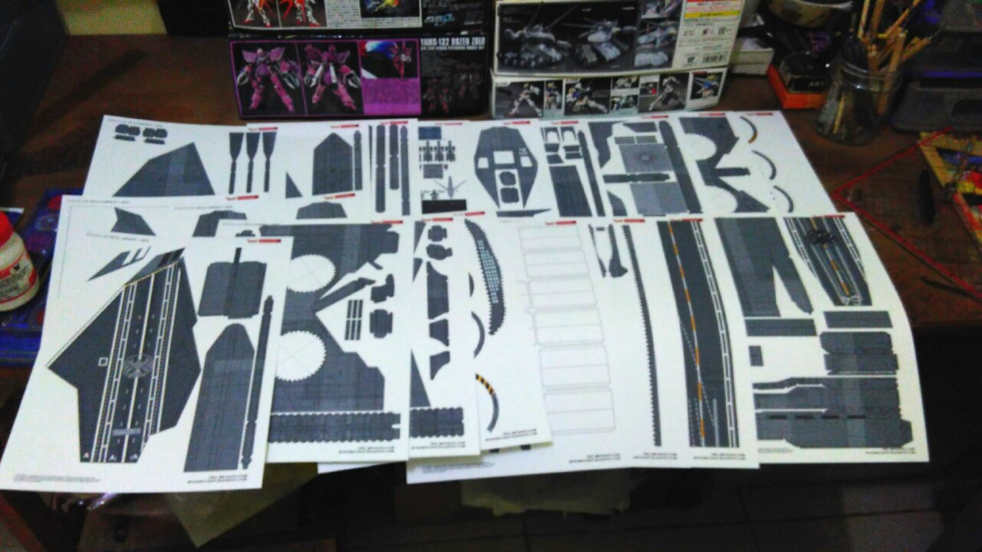 【希少⭐️ 内包未開封】シャアザク ペーパーアクション 紙プラ 動ペーパークラフト ピット・パーツ（電動ジャッキ等） | ペーパークラフト | ナカジマ