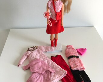 Set of vintage doll tressy with outfits( 7 pieces ) 1960/70 used but good condition