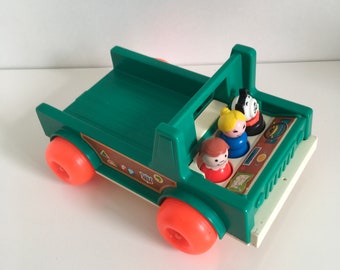 Vintage LKW Fischer Preis Camper mit 3 original Figuren kleine Leute guter Zustand 25 cm