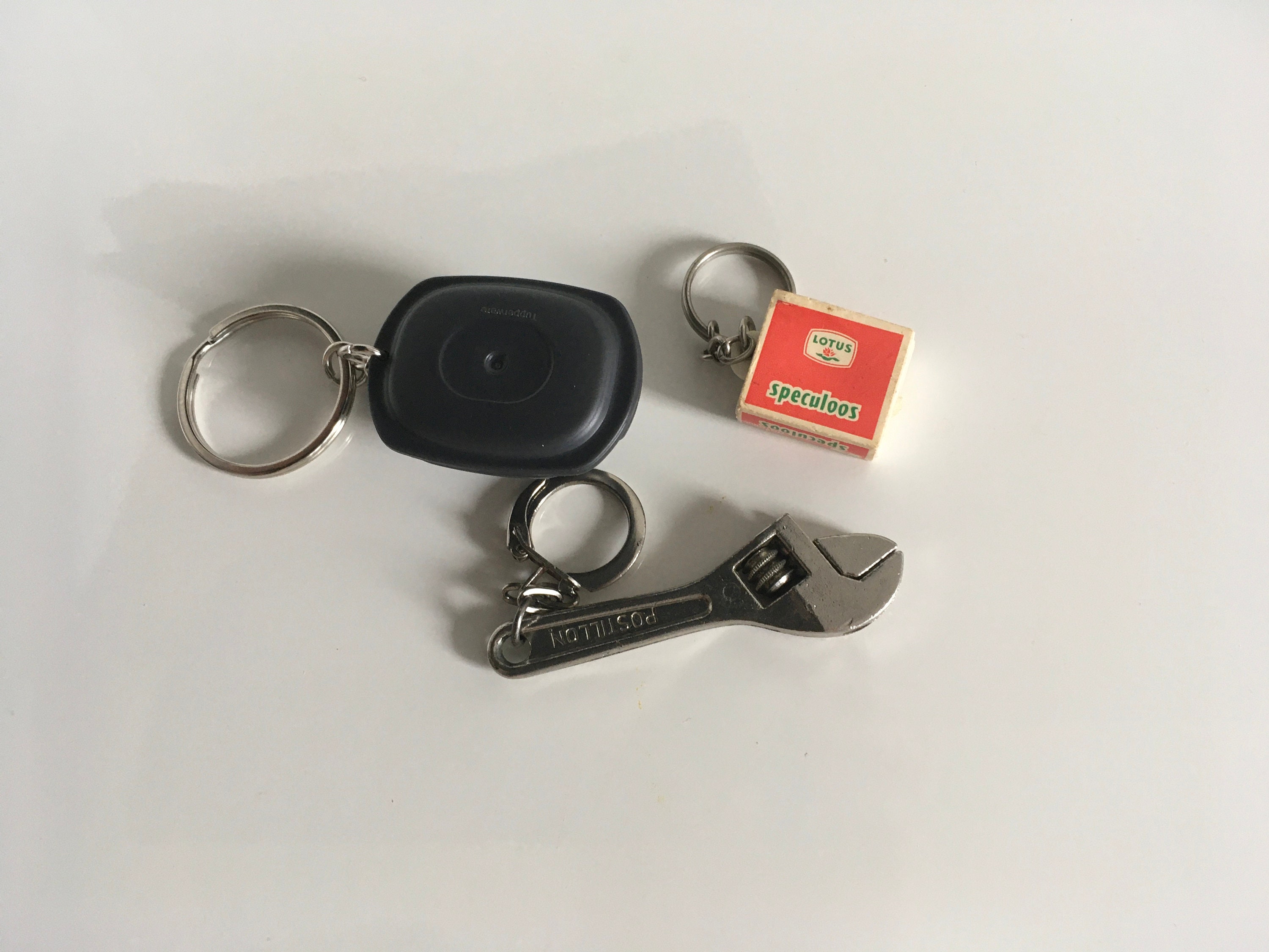 Tupperware keyrings shop