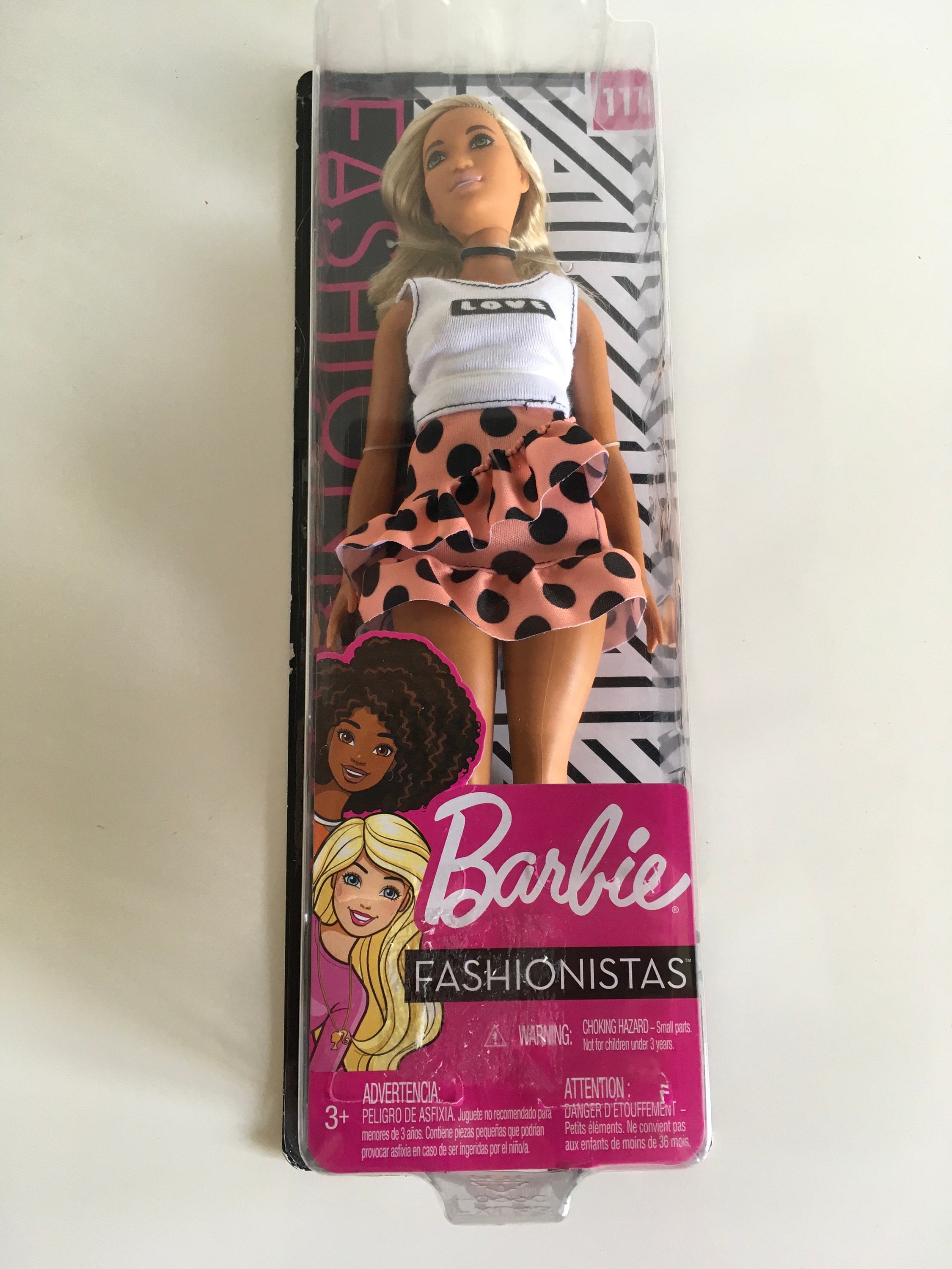 Poupée Barbie Fashionistas 185, Cheveux Noirs