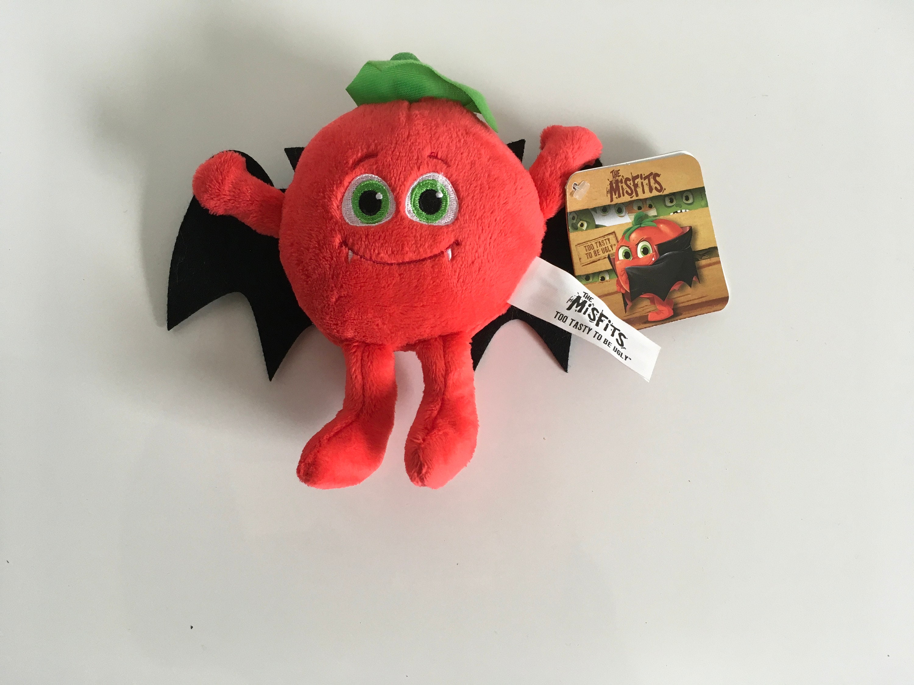 LILUmama様 未使用 Misfits クッション 2点セット Plush Toys the Misfits Dracula the Tomatoes New 15 Cm - Etsy