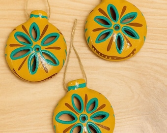 Handbemalte Ornamente, Barro Schmuck, Ton Ornamente, Weihnachtsschmuck mexikanische Geschenke, mexikanische Weihnachten, Ornamente