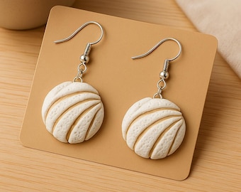 Concha Earrings, Mexican Earrings, Concha, Mexican jewelry, Mexican art, Latina earrings, cafecito y chisme, pan dulce, Mexican gifts, arete