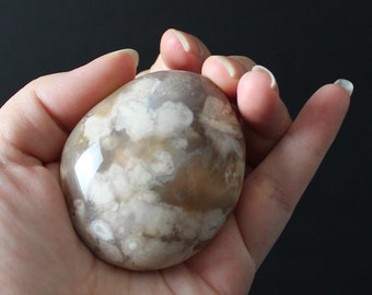 Flower agate palmstone - Sakura agate - Oval polished crystal - Natural stone - Large palm stone - Growth magick mineral - Calming Nurturing