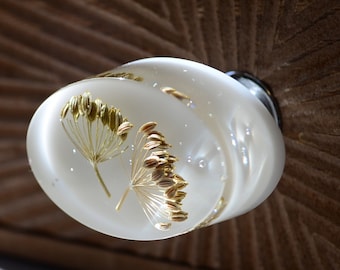 Botanical Herb Cabinet Knob: Oval Chrome Drawer Pull