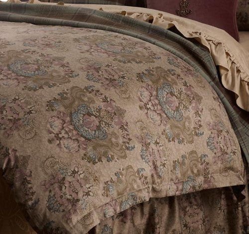 Ralph Lauren Margeaux Medallion Plum KING SIZE Comforter / Duvet