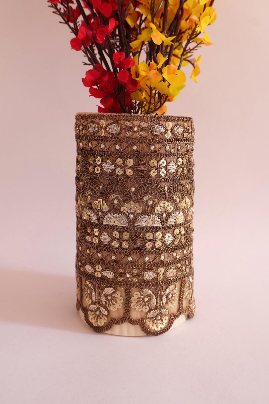 Golden Brown Embroidered Scalloped Zari Trim: 16cm Wide Lace