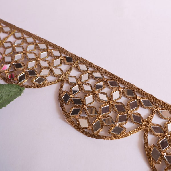 Hermoso borde de espejo festoneado marrón dorado, borde sari glamoroso, encaje indio de Bollywood, borde de costura diy para cinturones de cintura, piezas de cuello