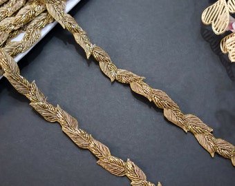 Exquisito oro antiguo indio Zardozi bordado encaje de vid, adorno indio Sari Lehenga vestido de encaje, costura DIY 1,8 cm de ancho